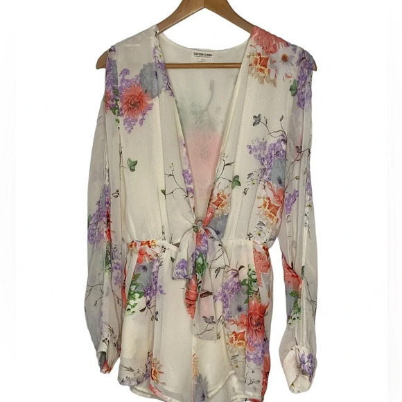 Cotton Candy LA romper cream floral print low cut  with a peek-a-boo tummy sexy - Picture 4 of 17